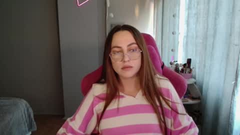 Riley online show from September 30, 2025, 8:52 am