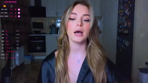 Snapshot of darlina_ryan chatting on February 26, 2026, 3:33 pm Darlina online show from February 26, 2026, 3:33 pm