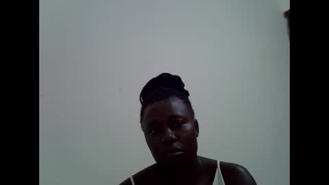 darling_ella online show from March 12, 2026, 6:19 am