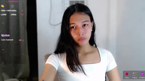 Snapshot of darling_sweetheartxx chatting on September 8, 2025, 3:22 pm YOUR ATHENA online show from September 8, 2025, 3:22 pm