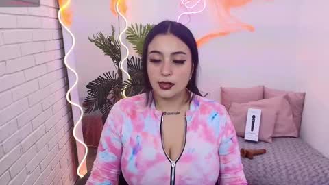 Darling online show from October 20, 2025, 3:29 am