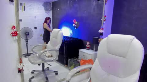 Darling online show from December 11, 2024, 1:06 pm