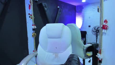 Darling online show from December 22, 2024, 3:11 pm