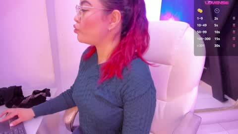 Darling online show from December 26, 2024, 2:27 pm