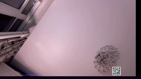 D online show from September 22, 2025, 4:09 pm