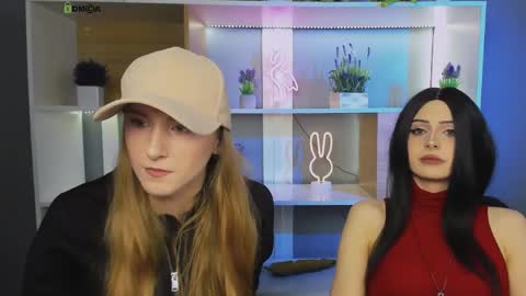 darly honey online show from April 8, 2026, 11:10 am