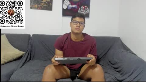 Snapshot of darren_lemus chatting on October 20, 2025, 6:47 am Darren lemus online show from October 20, 2025, 6:47 am