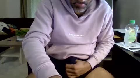 darryl43321 online show from March 4, 2025, 6:07 pm