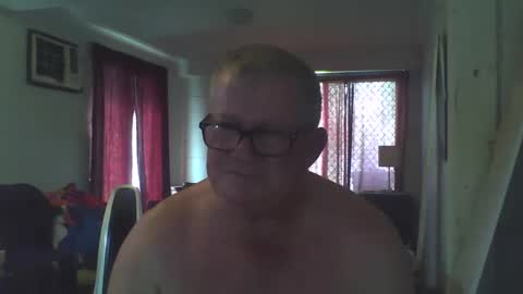 Snapshot of darwincock chatting on December 5, 2024, 6:10 am darwincock online show from December 5, 2024, 6:10 am