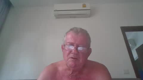 Snapshot of darwincock chatting on March 20, 2026, 3:33 am darwincock online show from March 20, 2026, 3:33 am