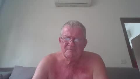 Snapshot of darwincock chatting on March 22, 2026, 3:21 am darwincock online show from March 22, 2026, 3:21 am