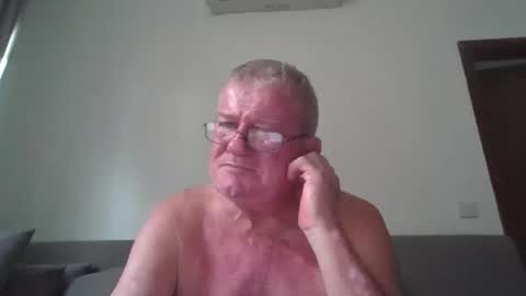 darwincock online show from May 14, 2026, 2:29 am