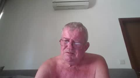 darwincock online show from May 15, 2026, 4:41 am