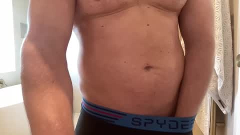 Snapshot of darwins_dessert chatting on April 22, 2026, 5:03 pm darwins_dessert online show from April 22, 2026, 5:03 pm