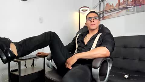 Dash online show from January 14, 2026, 2:33 pm