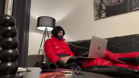 Sissy painslut online show from September 15, 2025, 8:31 pm
