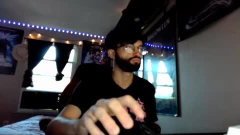 Hung Italian online show from May 31, 2026, 11:28 am
