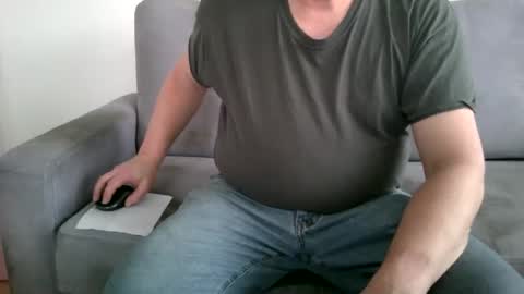 Snapshot of dauergeil67 chatting on March 27, 2026, 1:33 pm DauergeilEr67 online show from March 27, 2026, 1:33 pm