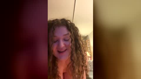 daughterofaphrodite1999 online show from February 6, 2026, 3:33 am