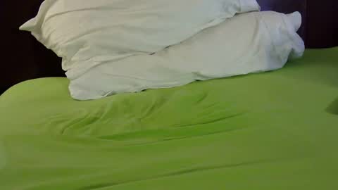 dave77a2400 online show from April 1, 2026, 2:14 pm