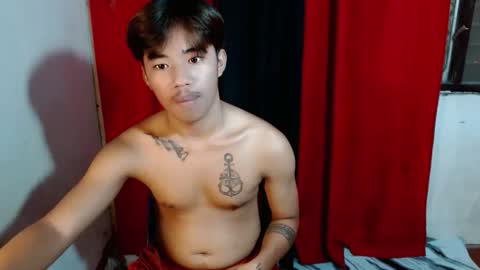 Snapshot of dave_boyyy chatting on April 27, 2026, 6:28 pm dave_boyyy online show from April 27, 2026, 6:28 pm