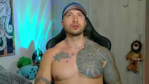 Snapshot of dave_max93 chatting on February 11, 2025, 3:08 am DAVE MAX online show from February 11, 2025, 3:08 am