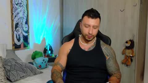 Snapshot of dave_max93 chatting on February 14, 2025, 2:50 am DAVE MAX online show from February 14, 2025, 2:50 am
