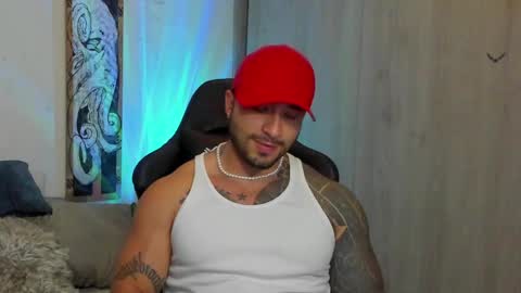 Snapshot of dave_max93 chatting on February 20, 2025, 4:28 am DAVE MAX online show from February 20, 2025, 4:28 am