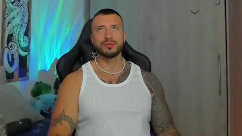 Snapshot of dave_max93 chatting on March 10, 2025, 2:37 pm DAVE MAX online show from March 10, 2025, 2:37 pm