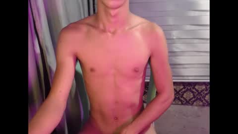 Snapshot of dave_twinkxx chatting on December 16, 2025, 5:51 pm Eloy online show from December 16, 2025, 5:51 pm