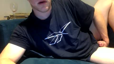 Snapshot of daveb709709709 chatting on October 19, 2025, 3:29 am daveb709709709 online show from October 19, 2025, 3:29 am