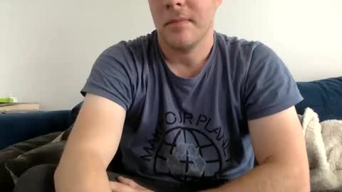 Snapshot of daveb709709709 chatting on October 31, 2025, 12:17 pm daveb709709709 online show from October 31, 2025, 12:17 pm