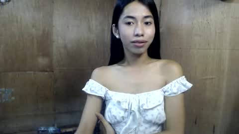 Scarlet thesexiest online show from April 15, 2026, 3:19 pm