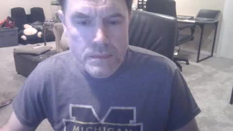 Snapshot of daved14u chatting on March 22, 2026, 6:28 am daved14u online show from March 22, 2026, 6:28 am