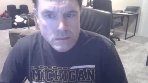 Snapshot of daved14u chatting on March 23, 2026, 5:22 am daved14u online show from March 23, 2026, 5:22 am