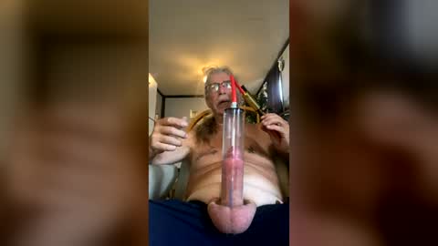 Snapshot of davedickson1969567081 chatting on July 26, 2026, 7:21 pm davedickson1969567081 online show from July 26, 2026, 7:21 pm