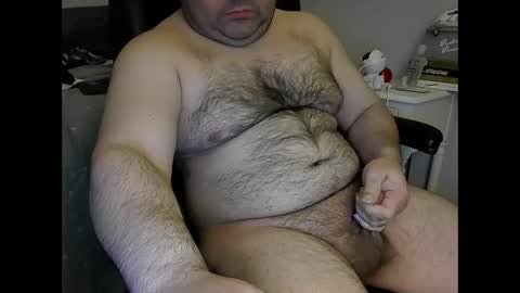 daveishorny1988 online show from November 1, 2025, 1:40 am