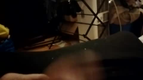 Snapshot of david1982yesyes chatting on March 6, 2026, 6:10 am david1982yesyes online show from March 6, 2026, 6:10 am