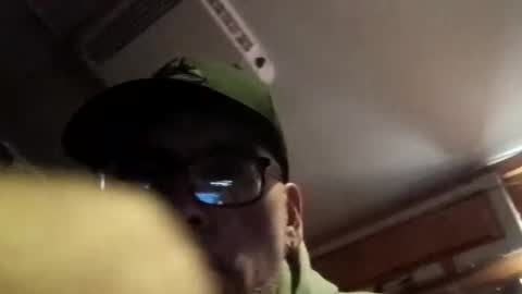 Snapshot of david3031438 chatting on February 15, 2026, 12:14 pm David1438 online show from February 15, 2026, 12:14 pm