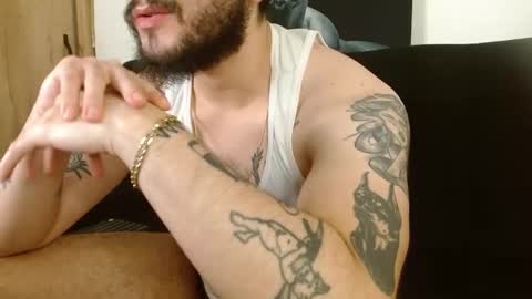 Twitter davidsanctum online show from October 28, 2025, 11:29 pm