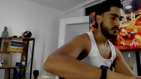 Hey im David that loves to explore and speak their fantasies. Very open talktative and nice. Feel free to chat with me online show from December 3, 2024, 1:08 am