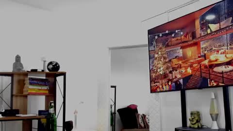 Hey im David that loves to explore and speak their fantasies. Very open talktative and nice. Feel free to chat with me online show from December 6, 2024, 2:06 pm