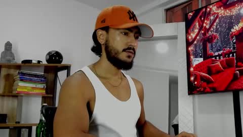 Hey im David that loves to explore and speak their fantasies. Very open talktative and nice. Feel free to chat with me online show from December 18, 2024, 11:02 am