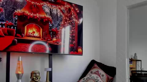 Hey im David that loves to explore and speak their fantasies. Very open talktative and nice. Feel free to chat with me online show from December 26, 2024, 2:27 pm