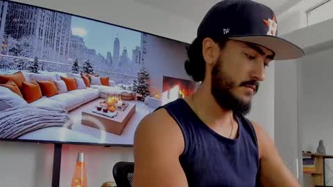 Hey im David that loves to explore and speak their fantasies. Very open talktative and nice. Feel free to chat with me online show from December 30, 2024, 3:35 pm