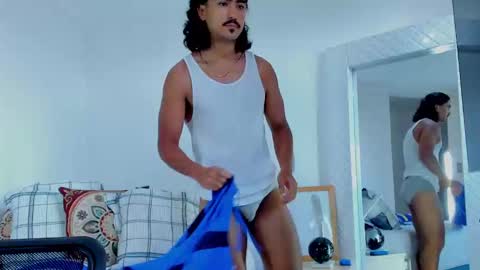 Snapshot of david_johnson372 chatting on September 23, 2025, 1:14 pm Hey im David that loves to explore and speak their fantasies. Very open talktative and nice. Feel free to chat with me online show from September 23, 2025, 1:14 pm