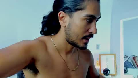 Snapshot of david_johnson372 chatting on October 19, 2025, 12:44 am Hey im David that loves to explore and speak their fantasies. Very open talktative and nice. Feel free to chat with me online show from October 19, 2025, 12:44 am