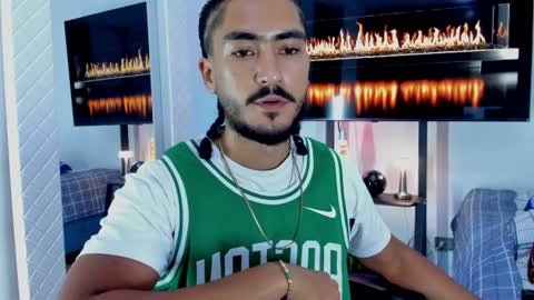 Hey im David that loves to explore and speak their fantasies. Very open talktative and nice. Feel free to chat with me online show from June 30, 2026, 12:22 am