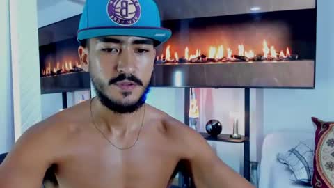 Hey im David that loves to explore and speak their fantasies. Very open talktative and nice. Feel free to chat with me online show from July 11, 2026, 12:57 am