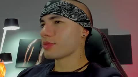 David Jons online show from February 7, 2025, 8:31 pm